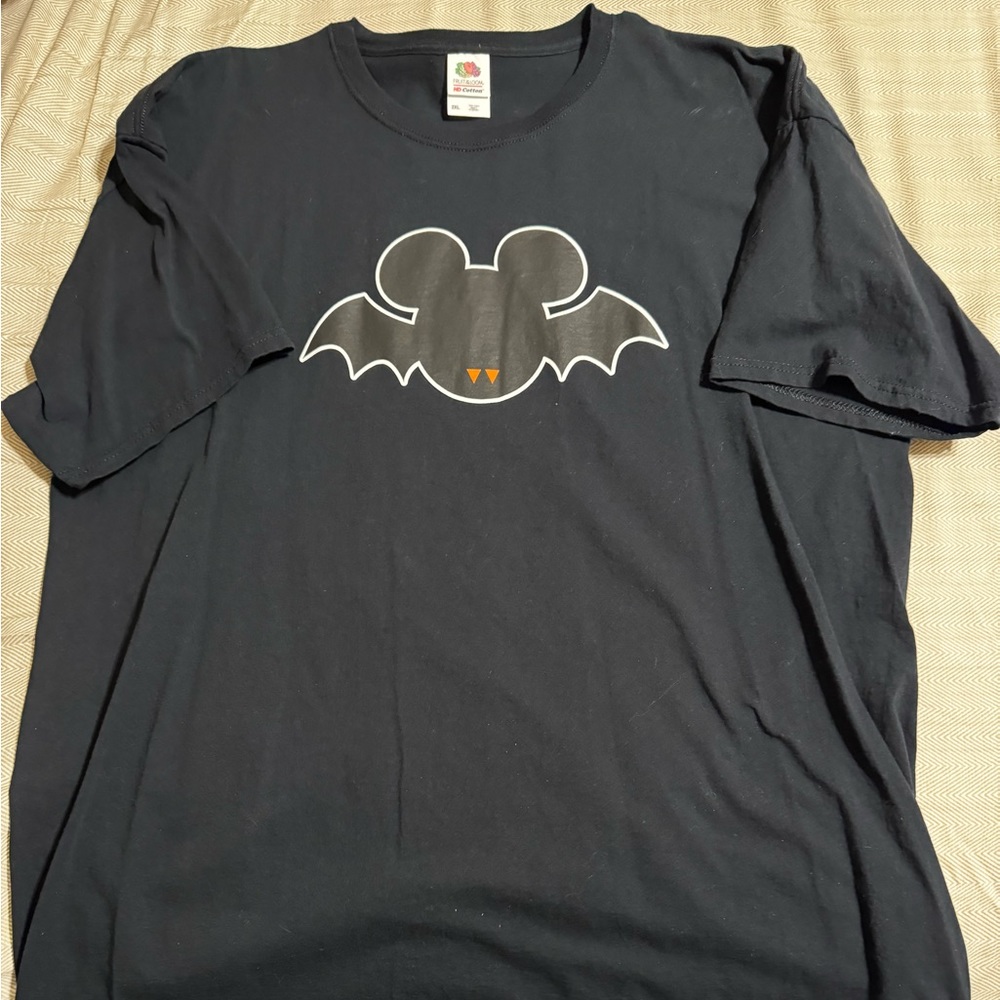 Disney Mickey Halloween Bat Tshirt XXL